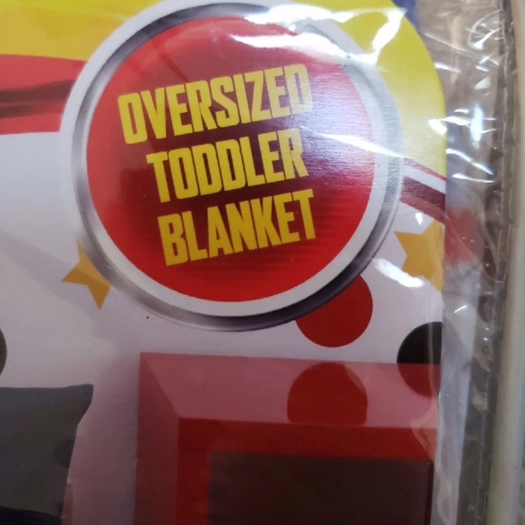 Disney junior Mickey 4 piece toddler bed set - Picture 5 of 5